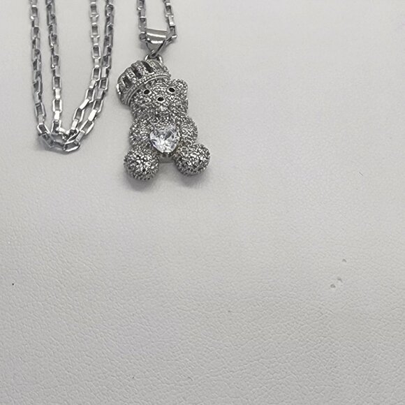 Brand New Crown Teddy Bear Necklace - Picture 2 of 4